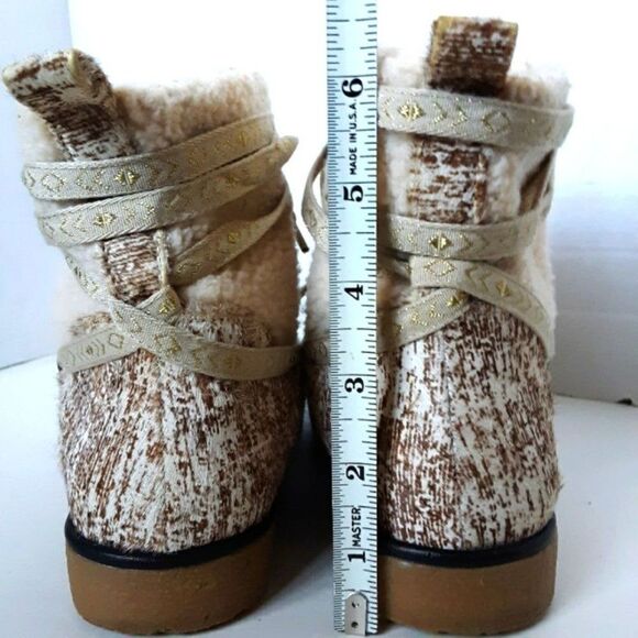 House of Harlow 1960 Women's size 7.5M Shearling Winter Ankle Boot - Picture 5 of 10